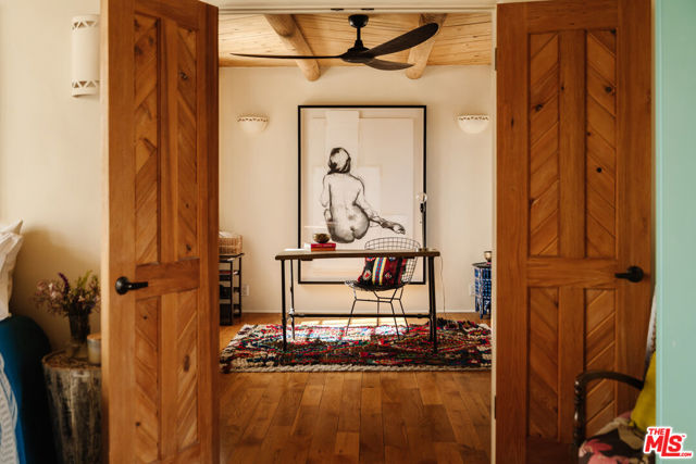 2865 Marquette Drive, Topanga CA: https://media.crmls.org/mediaz/2d3ab26c-77f4-4ec8-997c-489c3dec1e6b.jpg