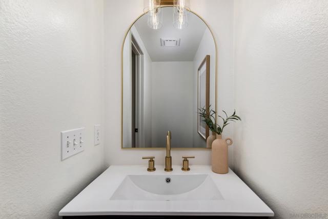 9368 Babauta Rd, San Diego CA: https://media.crmls.org/mediaz/2d3b1e4d-c834-487f-a9f2-97efc0c25ac9.jpg