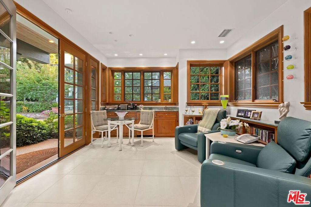 MLS #25488325 img 17