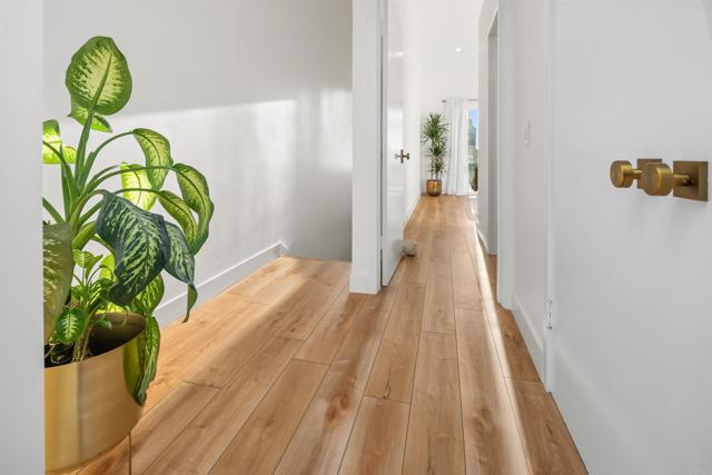 Detail Gallery Image 10 of 27 For 334 S Myers St #1,  Oceanside,  CA 92054 - 2 Beds | 2 Baths