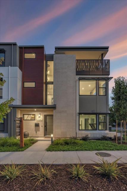 22540 Stevens Creek Boulevard, Cupertino CA: https://media.crmls.org/mediaz/2d3d1732-e8ea-411a-aa6c-214499668abb.jpg