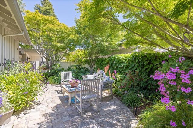 9546 Maple Court, Carmel CA: https://media.crmls.org/mediaz/2d3db419-14bb-40e6-b2f9-9187ec090fc2.jpg
