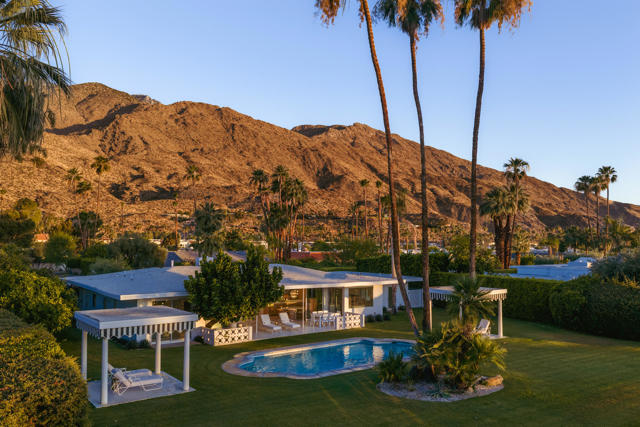 2622 S Calle Palo Fierro, Palm Springs, CA 92264
