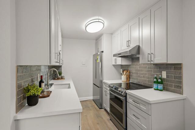 2466 W Bayshore Road, Palo Alto CA: https://media.crmls.org/mediaz/2d3e2815-a33e-484a-944a-e944afaceab8.jpg