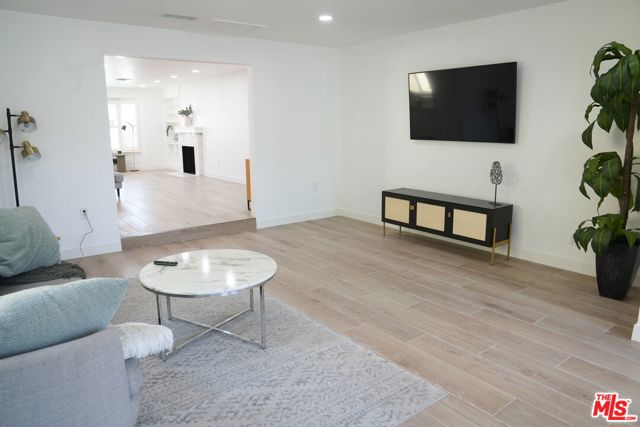 4243 W 58th Place, Los Angeles CA: https://media.crmls.org/mediaz/2d3eab60-9a27-479b-9440-f27641af61eb.jpg