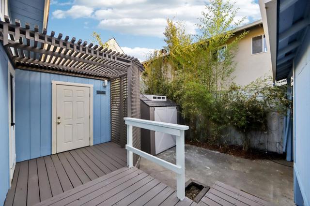 552 14th Avenue, Santa Cruz CA: https://media.crmls.org/mediaz/2d3f6113-fe0d-4b27-b378-f8a1dadc4845.jpg