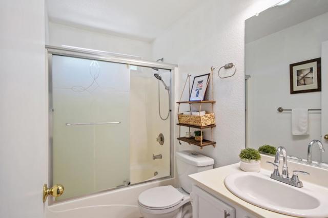 2311 Portifino Street, Manteca CA: https://media.crmls.org/mediaz/2d405988-0adb-4a27-9ec7-4ac80c59f8bd.jpg