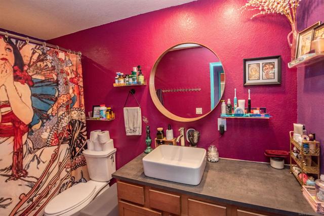 3295 Ocean View Blvd, San Diego CA: https://media.crmls.org/mediaz/2d40c35e-c0b9-4dcf-a8b2-91cef25c4090.jpg