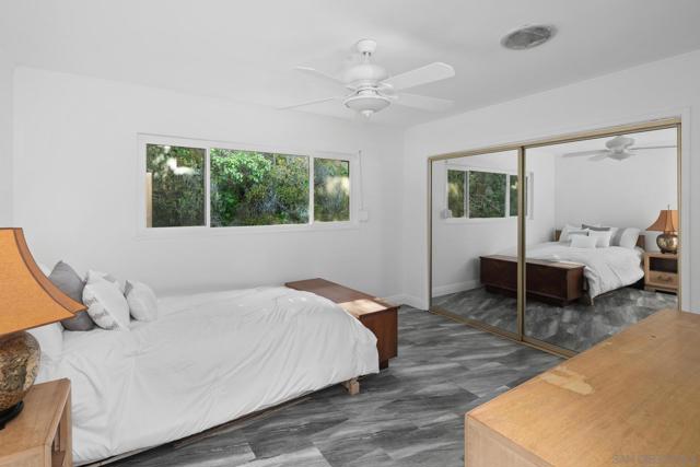 5030 Helix Ter, La Mesa CA: https://media.crmls.org/mediaz/2d40e540-cb49-4e3c-b640-8bdf4708c56f.jpg