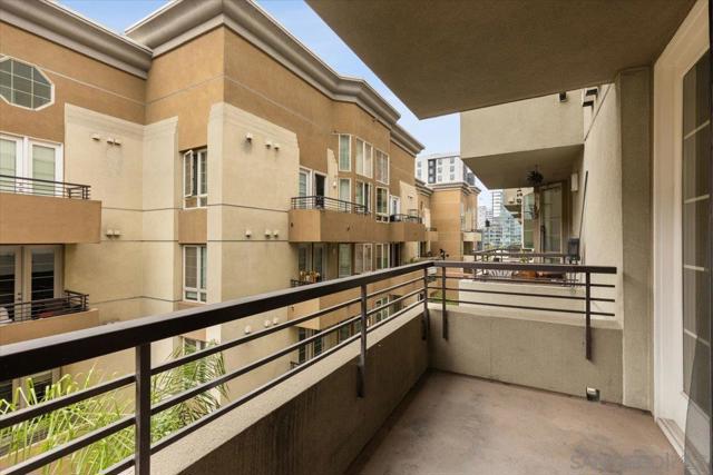 1465 C St, San Diego CA: https://media.crmls.org/mediaz/2d42c477-74a7-4acc-8e43-4e73c54e4e8c.jpg