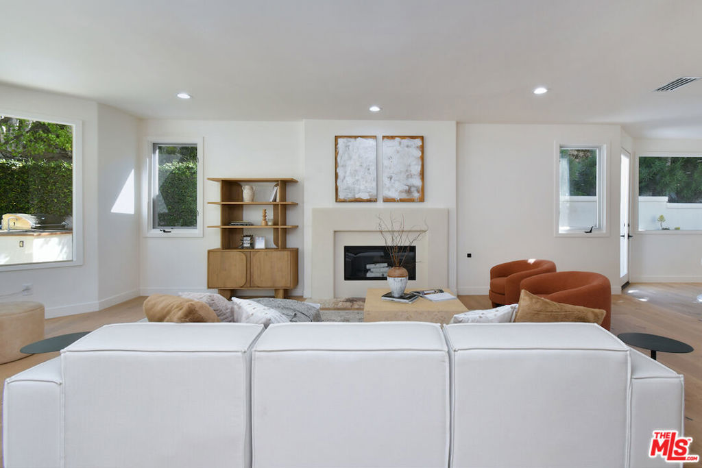 MLS #26858919 image #16