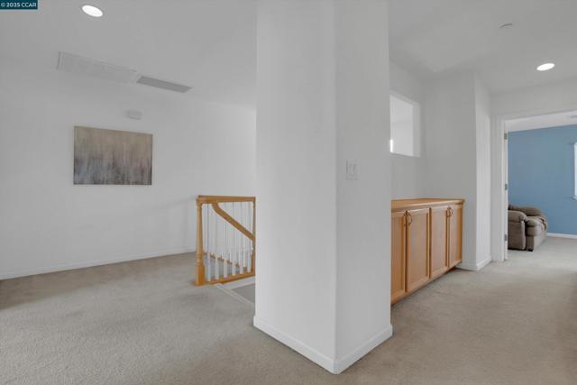 2121 Bluffs Dr, Livermore CA: https://media.crmls.org/mediaz/2d43e578-8e5f-4b01-b890-03714d9e512b.jpg