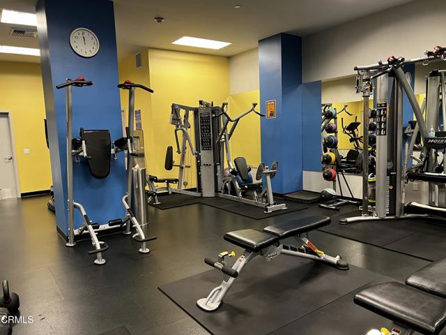 630 W 6th Street, Los Angeles CA: https://media.crmls.org/mediaz/2d4418ba-77ad-47ae-a3b4-819c8ce627c7.jpg