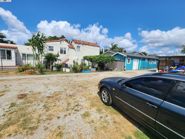 9499 E St, Oakland, California 94603, ,Multi-Family,For Sale,E St,41075656