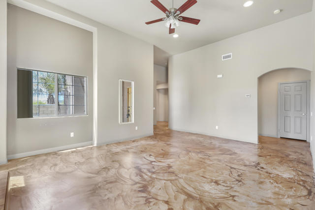 49110 Vista Drive, Morongo Valley CA: https://media.crmls.org/mediaz/2d447f11-62f2-4cea-81ba-949bd3f24a05.jpg