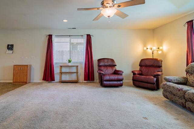 151153 N Shasta Street, Willows CA: https://media.crmls.org/mediaz/2d45429e-28f0-47c0-b1a2-71ce681d084a.jpg