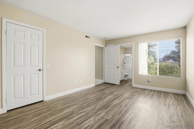 525 N Beech St, Escondido CA: https://media.crmls.org/mediaz/2d456217-cb48-4160-9462-0c8ca6563268.jpg