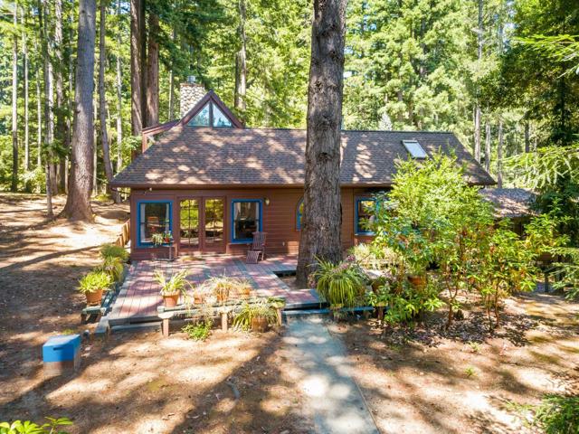 4611 Bonny Doon Road, Santa Cruz CA: https://media.crmls.org/mediaz/2d459c44-83ca-4200-afbf-32272e791dbf.jpg