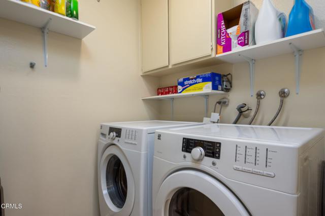 5696 Recodo Way, Camarillo CA: https://media.crmls.org/mediaz/2d45dddf-185a-4a2c-955a-d2232b500f78.jpg