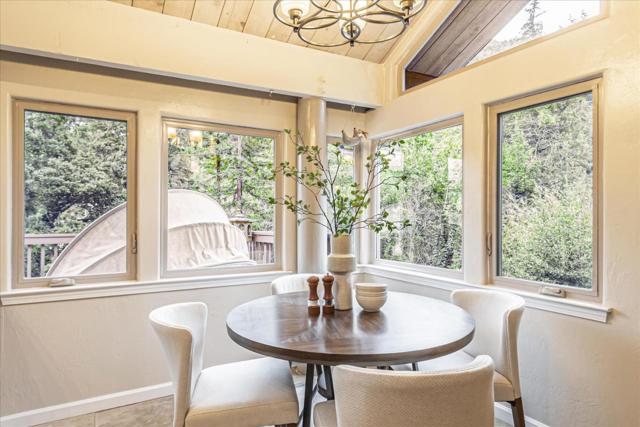 19233 Mountain Way, Los Gatos CA: https://media.crmls.org/mediaz/2d462dab-0076-4938-bf6b-6d84771ee876.jpg