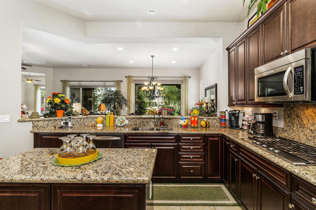 81390 Corte Trigo, Indio CA: https://media.crmls.org/mediaz/2d47608a-9ab7-48c9-8ef4-3c4759ed1b4e.jpg