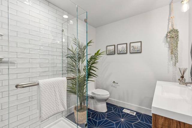 205 Wooded View Drive, Los Gatos CA: https://media.crmls.org/mediaz/2d493d2e-9dab-40b2-8569-17bebae6d45f.jpg