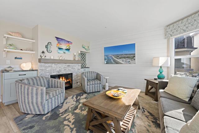 Detail Gallery Image 6 of 25 For 600 N the Strand #25,  Oceanside,  CA 92054 - 2 Beds | 2 Baths