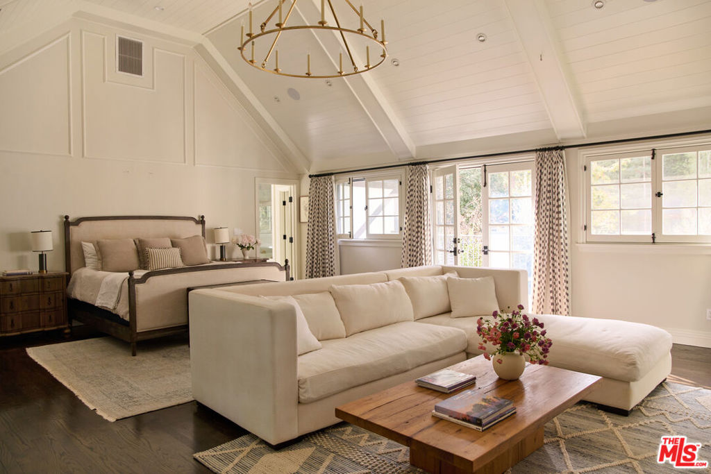 MLS #25485421 image #8