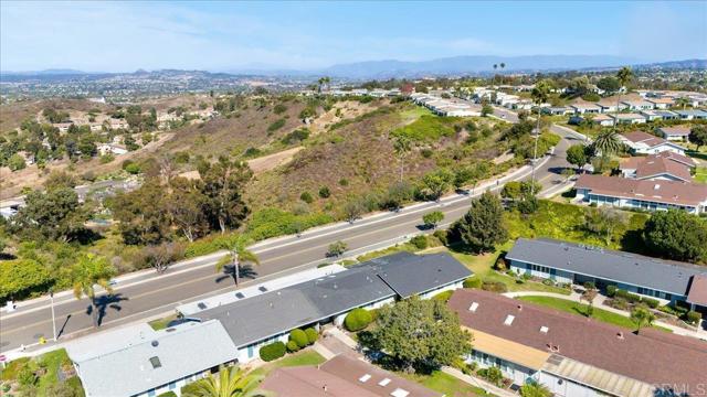 Detail Gallery Image 7 of 47 For 3685 Vista Campana N #56,  Oceanside,  CA 92057 - 3 Beds | 2 Baths