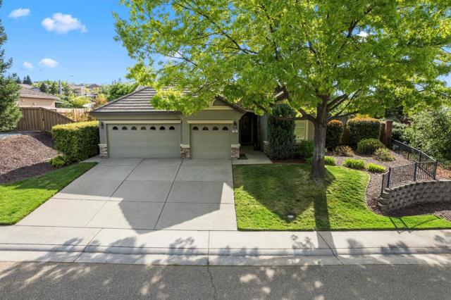 505 Porter Court, Folsom CA: https://media.crmls.org/mediaz/2d4d3a67-52a1-4389-a63f-5b777162a7a8.jpg