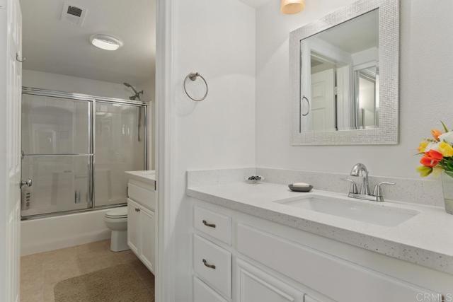 1168 Westin Way, San Marcos CA: https://media.crmls.org/mediaz/2d4d60ad-ebe9-4d63-94d9-6edc7e67bc8e.jpg