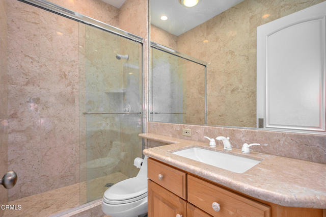 1690 Calle Tierra Vista, Camarillo CA: https://media.crmls.org/mediaz/2d4f287a-cc8f-4e1a-9d2e-fab6fc989936.jpg