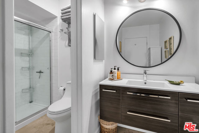 7300 Franklin Avenue, Los Angeles CA: https://media.crmls.org/mediaz/2d4fbb12-8d01-4d16-b00b-8651e076da92.jpg