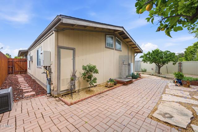 1025 Cachuma Avenue, Ventura CA: https://media.crmls.org/mediaz/2d520626-74f7-48a3-9cf3-98bcfe2e32e9.jpg
