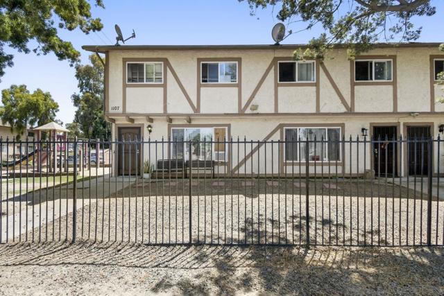1107 S 41st St, San Diego CA: https://media.crmls.org/mediaz/2d53556f-104a-4204-aa67-23fbd188f527.jpg
