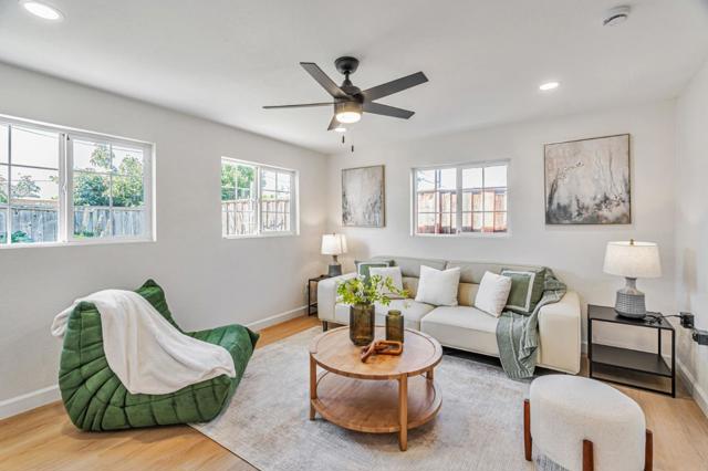 3332 Pepper Tree Lane, San Jose CA: https://media.crmls.org/mediaz/2d53e768-f289-4bf1-ba2f-d3bc0f3f04c1.jpg