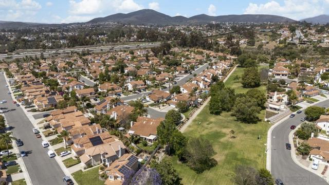 8691 Park Run Rd, San Diego CA: https://media.crmls.org/mediaz/2d544de6-3d7c-4441-8e88-71b408146f3c.jpg