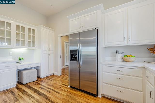 631 La Vista Rd, Walnut Creek CA: https://media.crmls.org/mediaz/2d55390d-9474-4a3a-a2f2-93b8849d653f.jpg