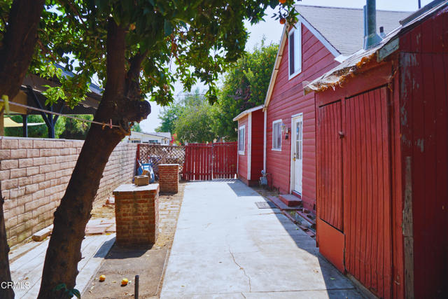 Detail Gallery Image 24 of 29 For 6631 Bevis Ave, Van Nuys,  CA 91405 - 2 Beds | 1 Baths