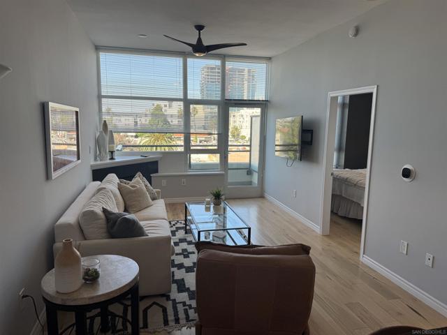 475 Redwood, San Diego CA: https://media.crmls.org/mediaz/2d57313d-95a2-44d5-b997-ff52fea2b3fe.jpg