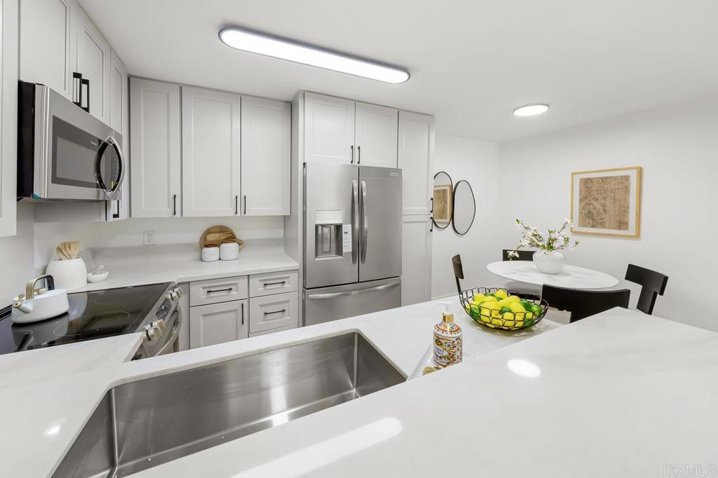 1855 Diamond Street - photo 15