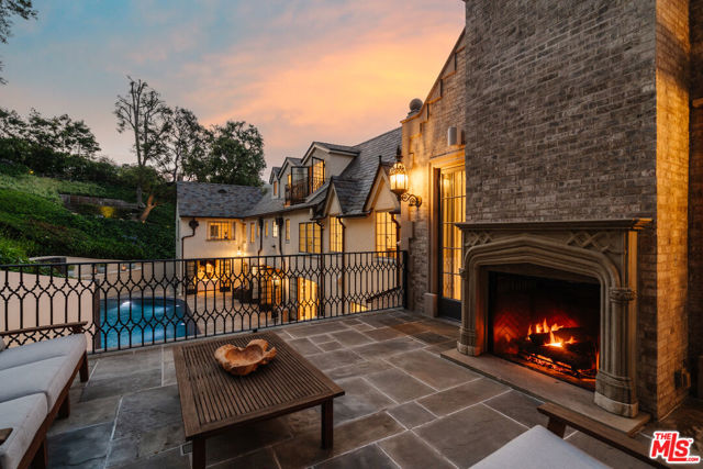 Drew Fenton | 10950 Bellagio Road Los Angeles CA | MLS: 7409196 Drew Fenton | 10950 Bellagio Road Los Angeles CA | MLS: 7409196