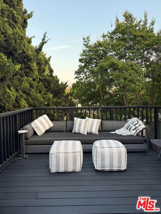 6155 Poppy Peak Drive, Los Angeles CA: https://media.crmls.org/mediaz/2d57dea2-20da-4ef2-b0fe-b9fb630037e1.jpg