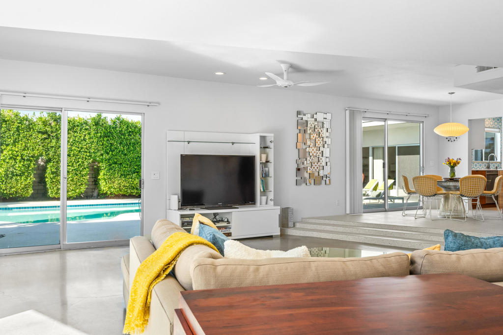 MLS #219137033DA image #11