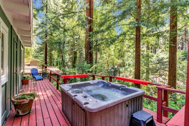 14235 Highway 9, Boulder Creek CA: https://media.crmls.org/mediaz/2d58419d-a145-434d-8339-3ba8988c2811.jpg
