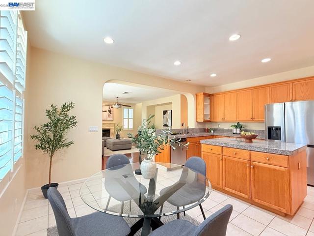 Image 16 of 60 For 3329 Lair Way