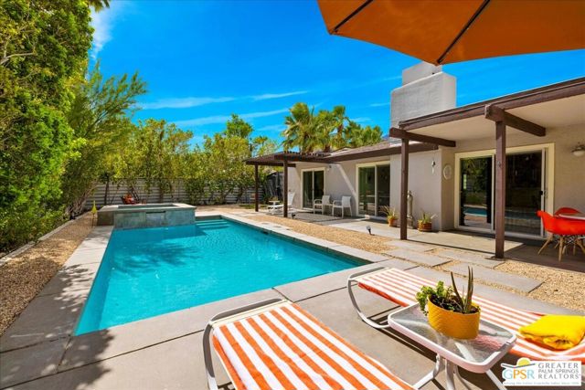2664 N Aurora Drive, Palm Springs, CA 92262