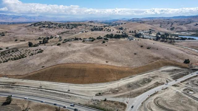 0 Union Road, Hollister CA: https://media.crmls.org/mediaz/2d590c00-9c40-43f8-abeb-9ceef852d989.jpg