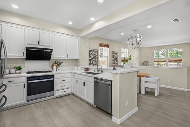 2386 Azevedo Parkway, San Jose CA: https://media.crmls.org/mediaz/2d599dba-d062-4af0-a780-67d491ea925a.jpg