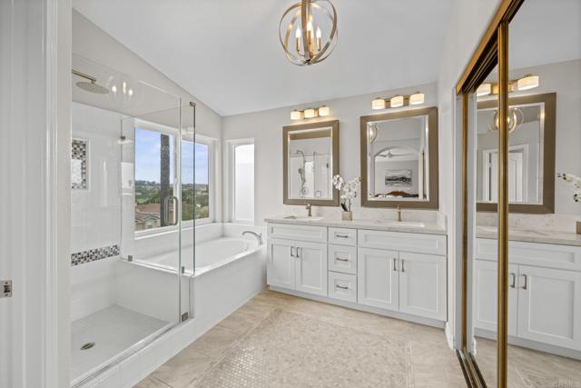 7045 Via Cabana, Carlsbad CA: https://media.crmls.org/mediaz/2d5a378b-e637-464d-8264-876893a4ff04.jpg